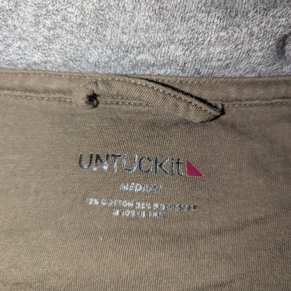 Untuckit Men's Medium Gray And Olive Sweatshirt With Bitton Neck And Pocket - Picture 5 of 7